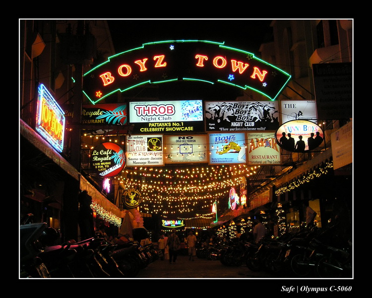 2005 - 07 - Pattaya - soi13,3 - 1.JPG